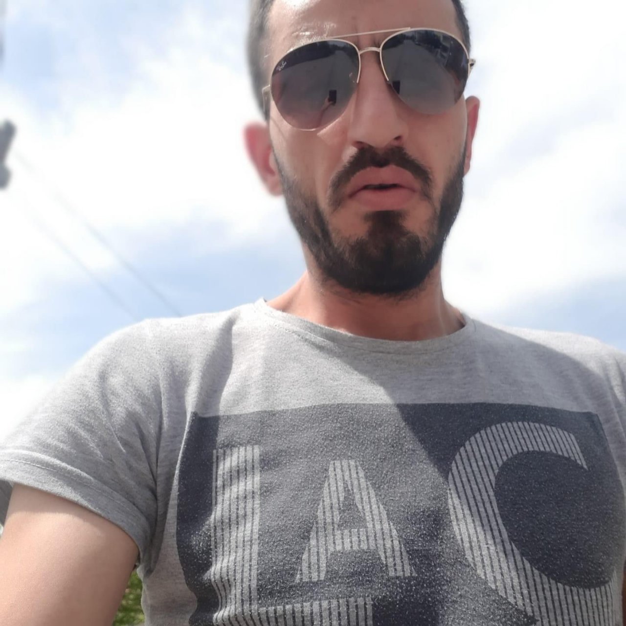 Kum karma makinesine düşen işçi feci şekilde can verdi