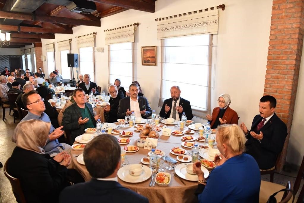 Altındağlı hacı adayları buluştu