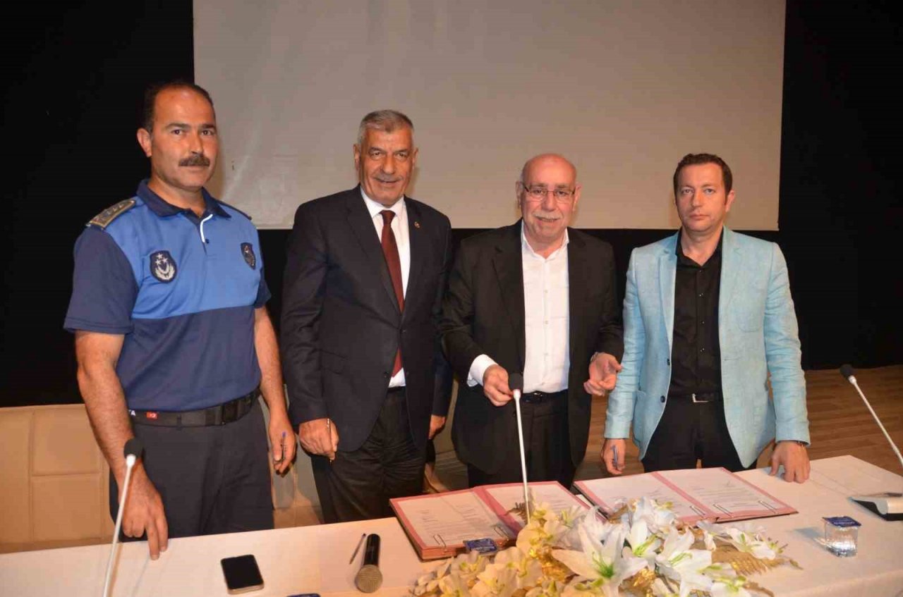 Belediye çalışanlarına 20 bin TL’lik deprem desteği