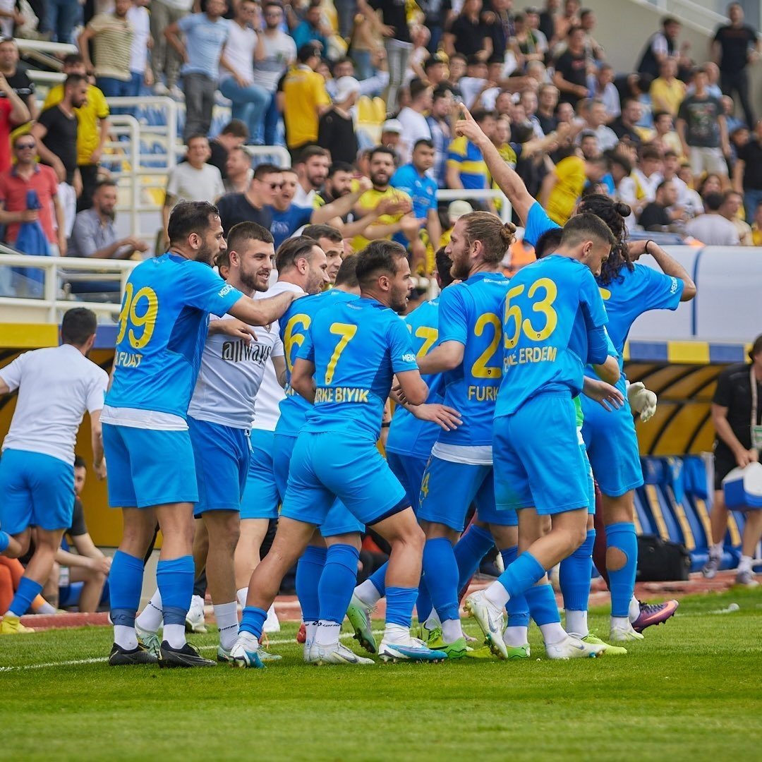 Bucaspor 1928’in gollerine 3 oyuncu damga vurdu