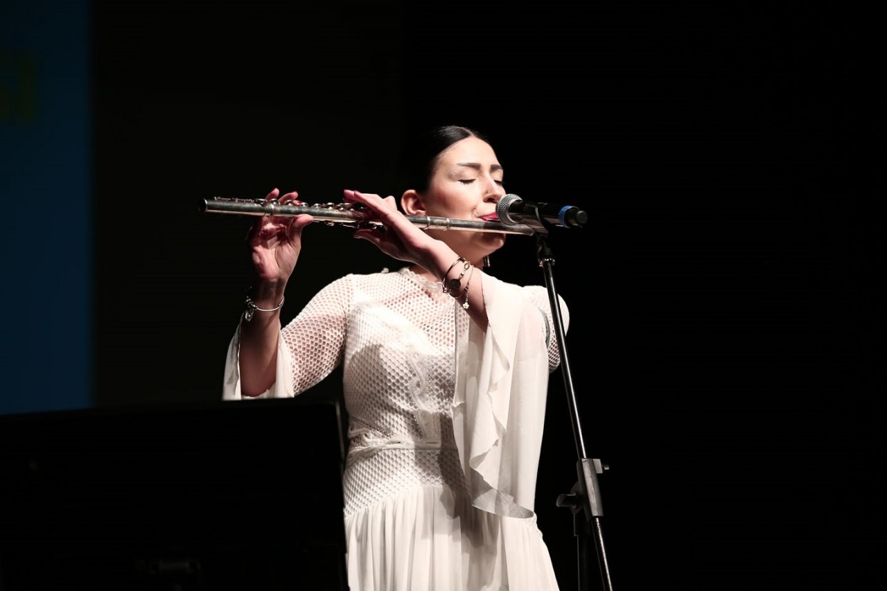 Bursa’da unutulmayan şarkılarla müzik dolu gece