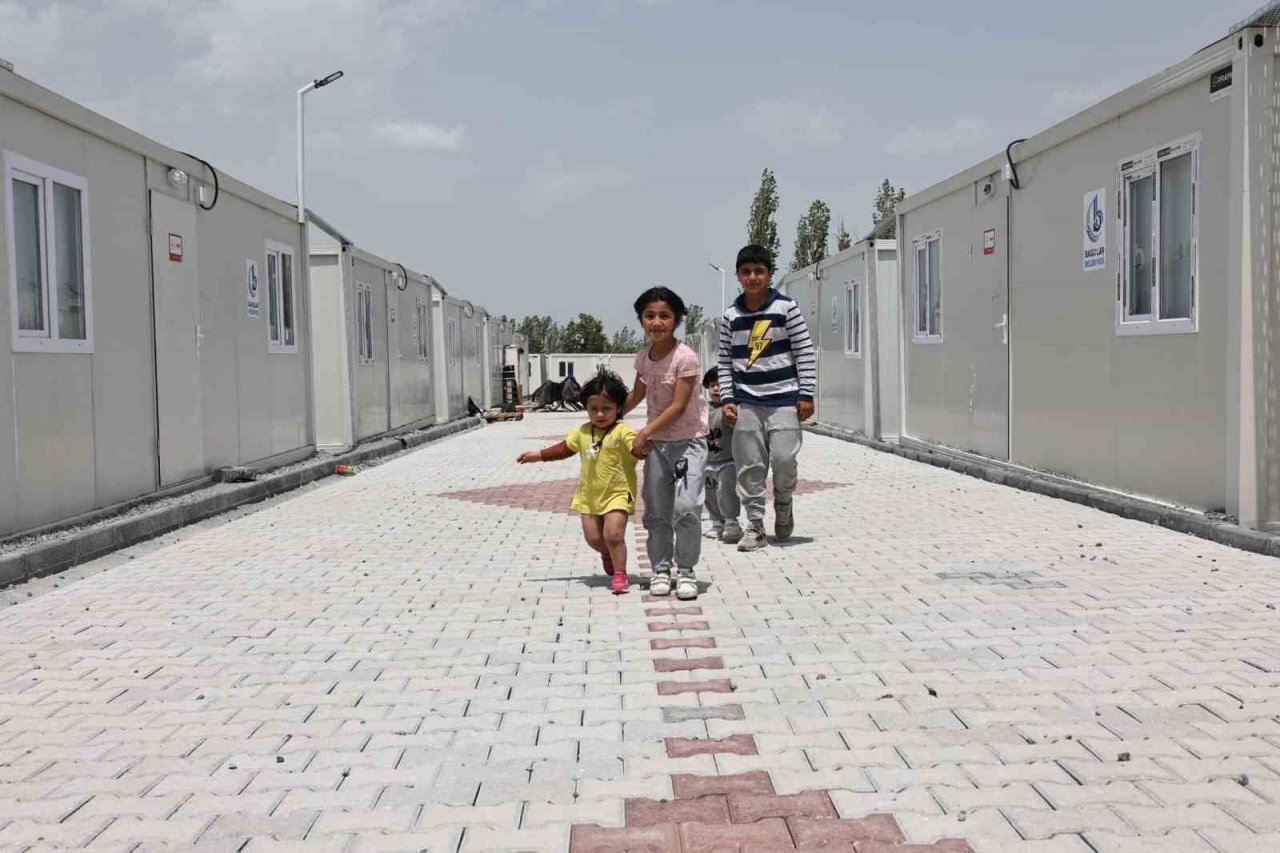 Bağcılar Belediye Başkanı Abdullah Özdemir’den depremzedelere yapılan saygısızlığa tepki