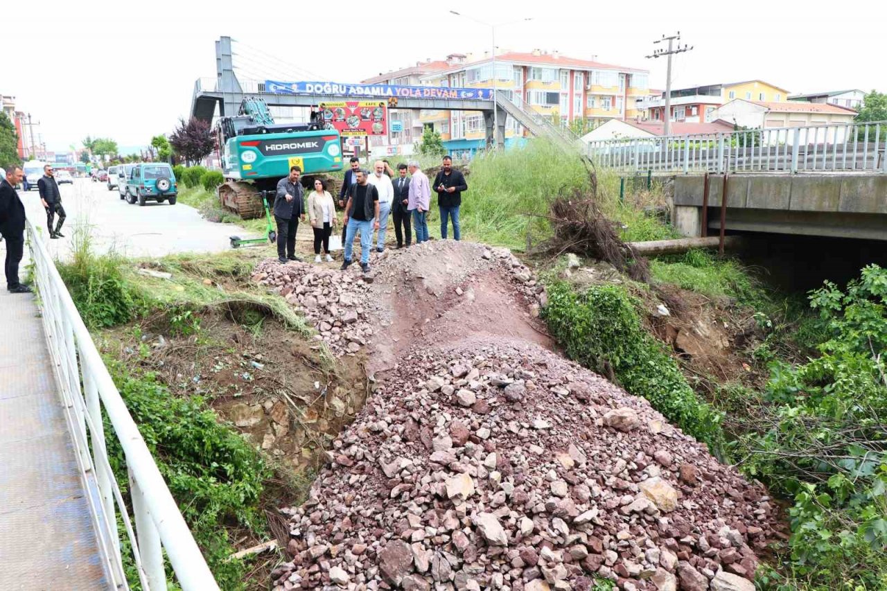 Çiftlikköy Kazımiye Deresi’nde büyük temizlik başladı