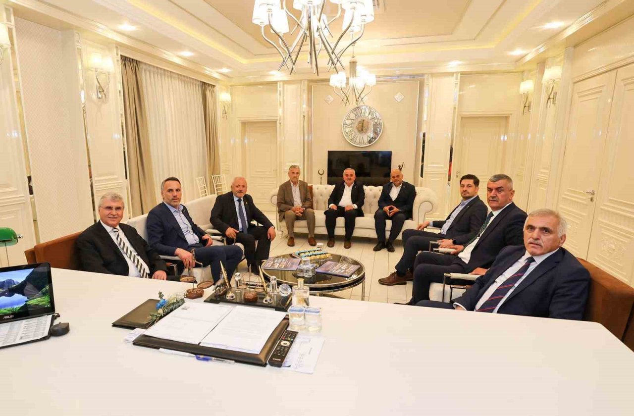 Başkan Yüce: "28 Mayıs’ta zafer türküleri söyleyeceğiz"