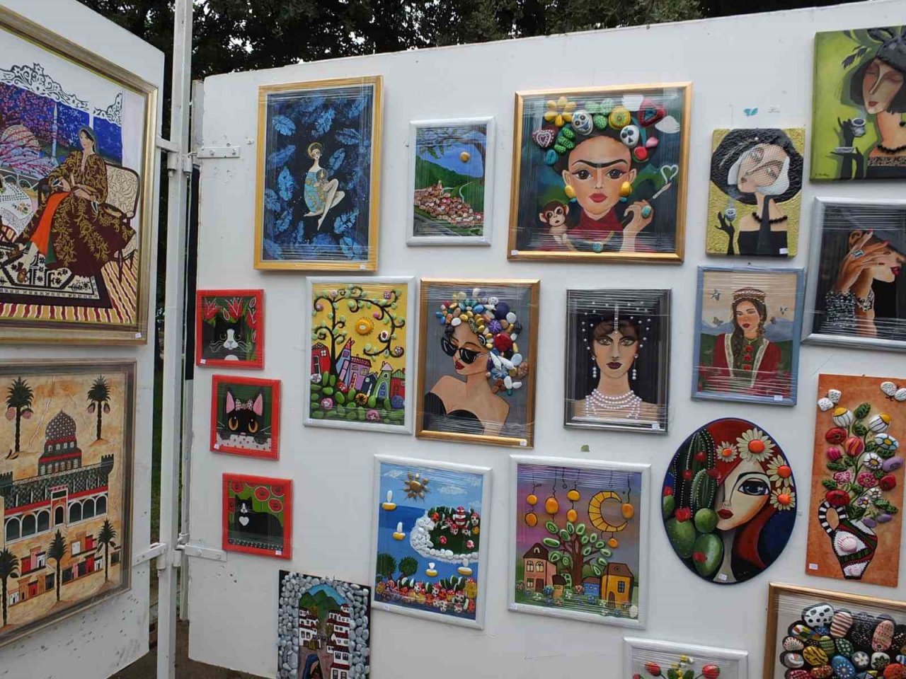 Balıkesir’de 23 Okul öğrencilerinin eserleri sergilendi