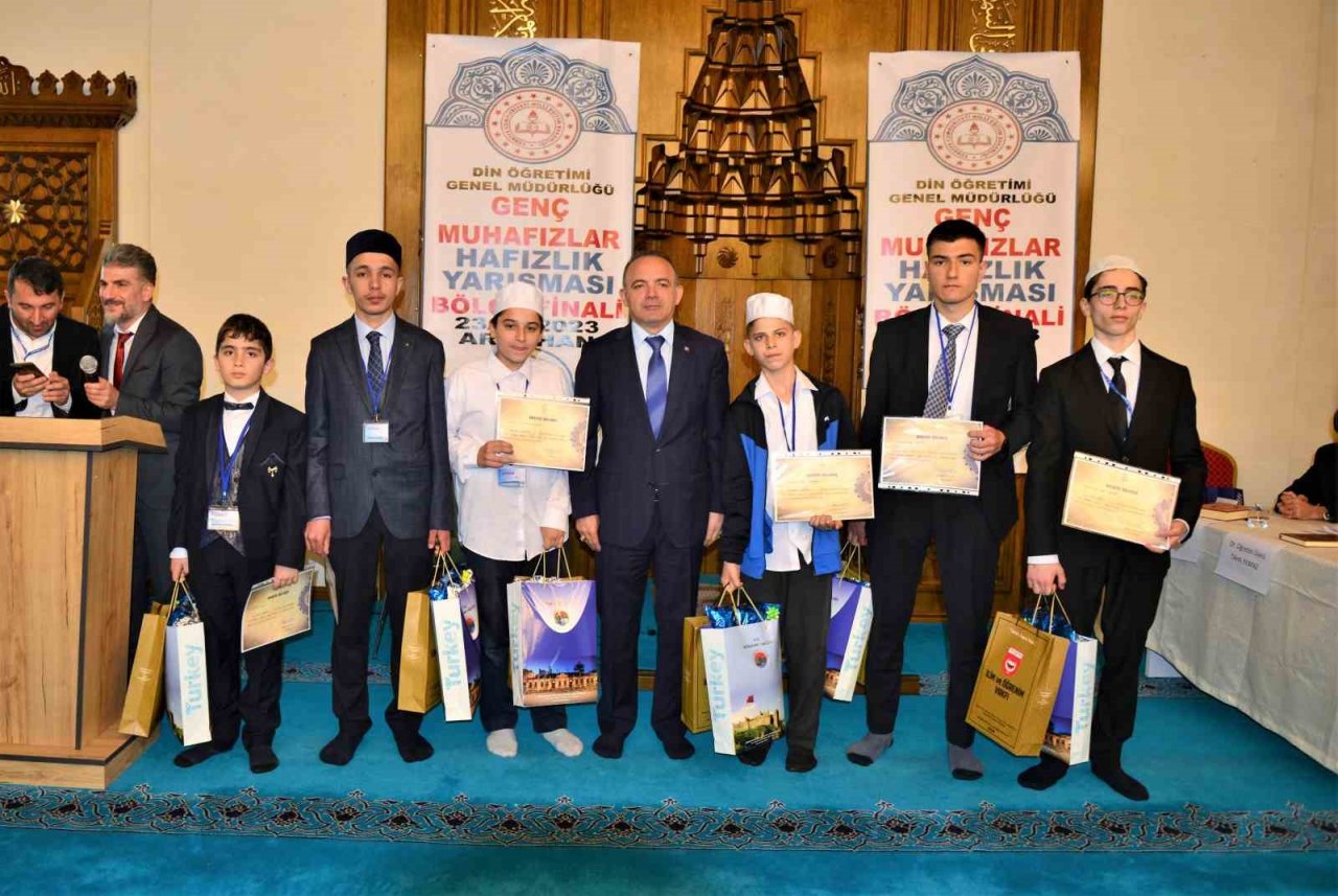 Ardahan’da Genç Muhafızlar Hafızlık Yarışması