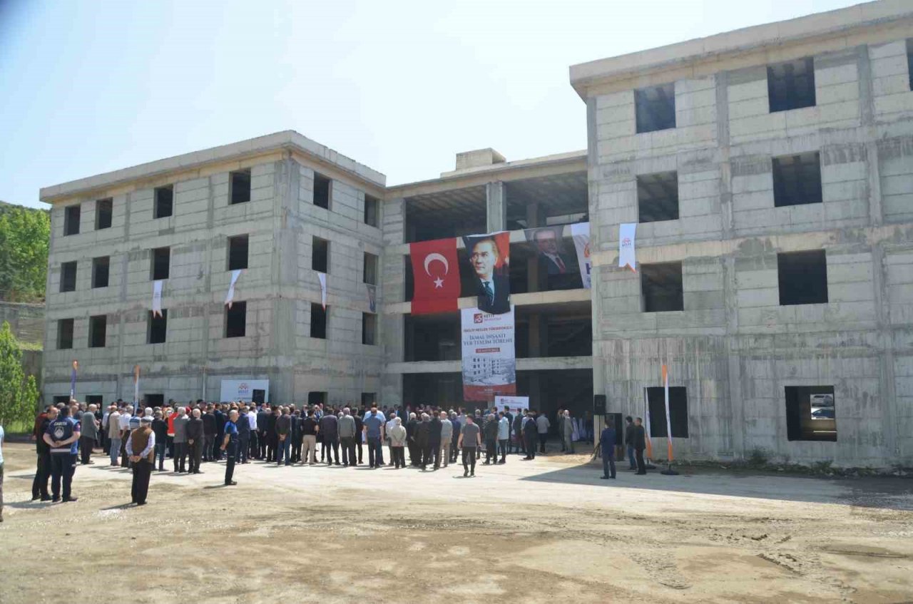 İskilip MYO yeni hizmet binasının yer teslimi yapıldı