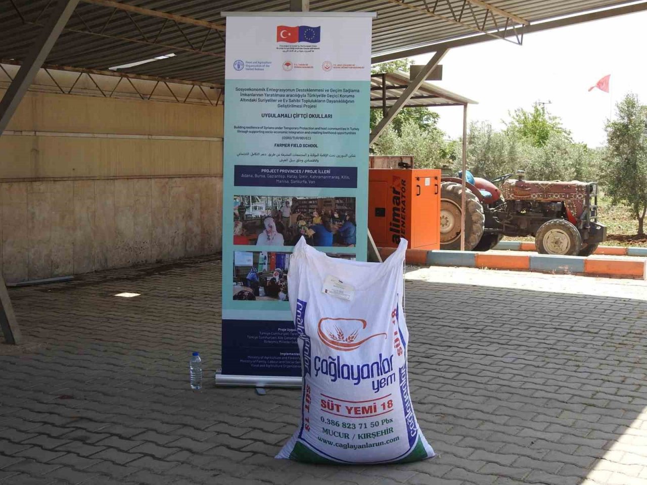 Depremzede hayvan yetiştiricilerine yem desteği