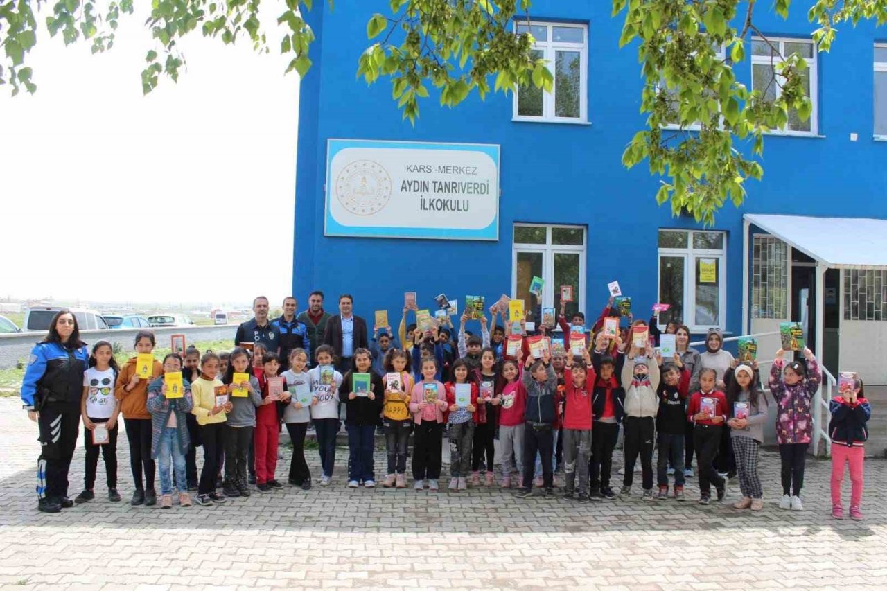 Kars’ta öğrencilere akran zorbalığı anlatıldı