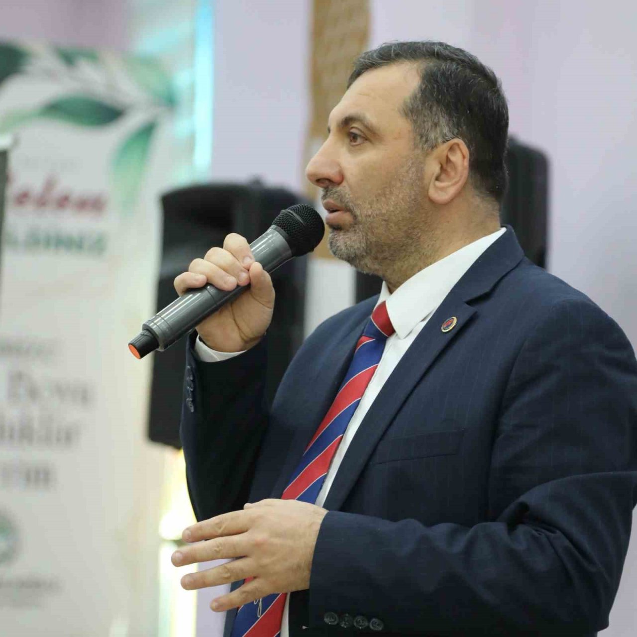 Sarıcaoğlu: "Biz muhtarlarımızla bir bütünüz"