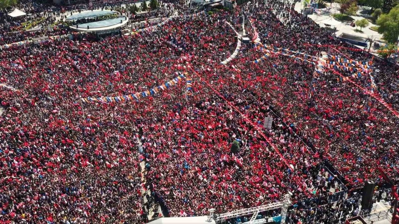 Büyükkılıç: "Kayserimiz sağduyu ve ferasetiyle yine sandığa gidecek"