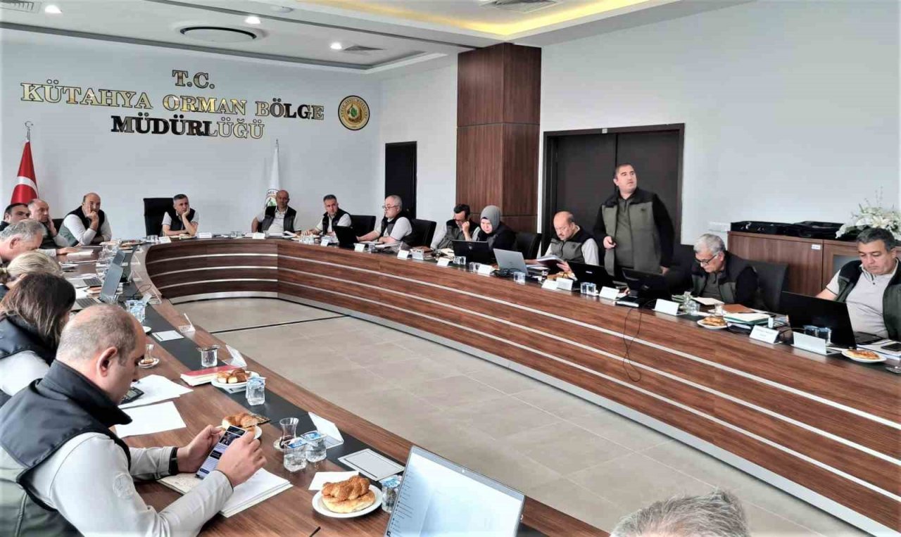 Kütahya OBM’de 2023 yılı orman yangınları ile mücadele tedbirleri masaya yatırıldı