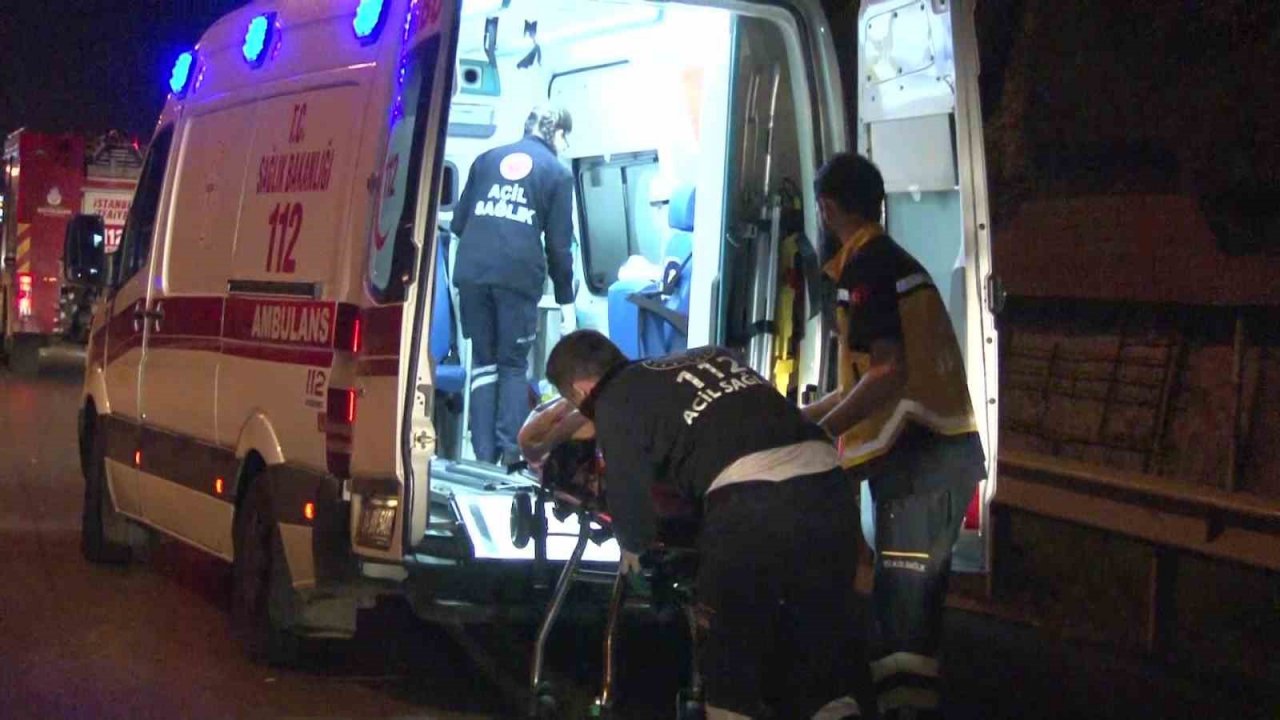 Maltepe’de otomobil işçilerin arasına daldı, 4 işçi hayatını kaybetti