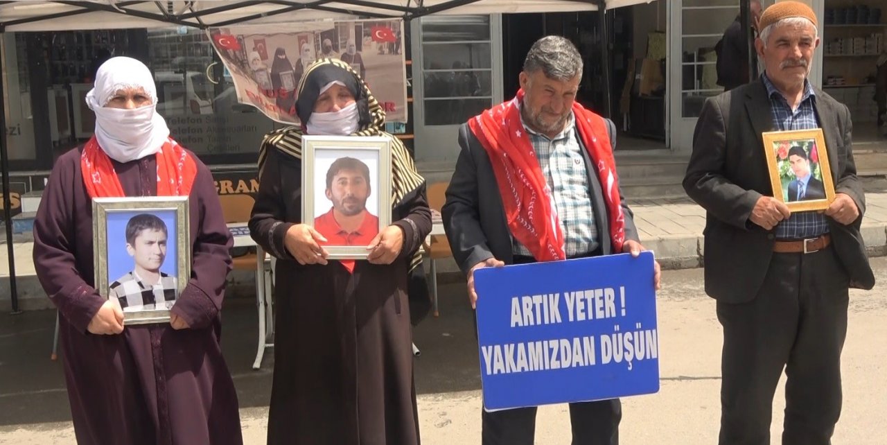 Ailelerin evlat nöbeti devam ediyor