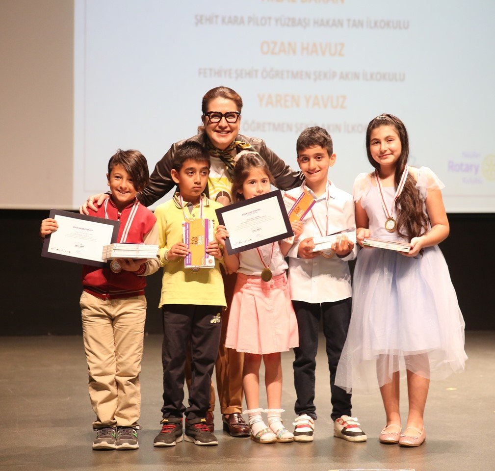 Nilüfer’de kitap kurtları 55 bine yakın kitap okudu