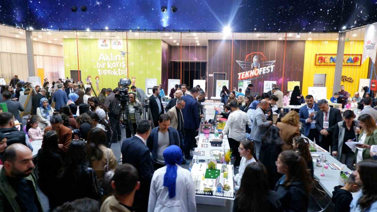 Öğrenciler Sıfır Atık için yarıştı