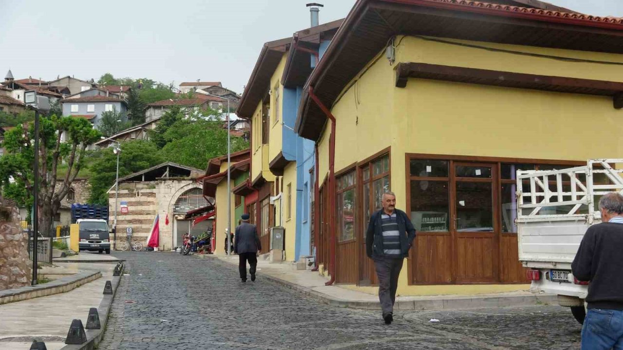 Tokat’ın ilk yerleşim yeri olan sokak açık hava müzesini andırıyor