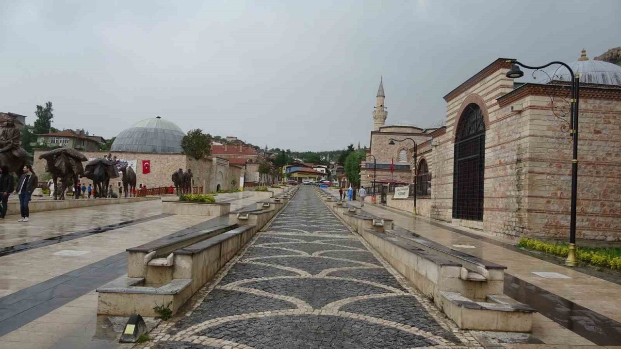 Tokat’ın ilk yerleşim yeri olan sokak açık hava müzesini andırıyor
