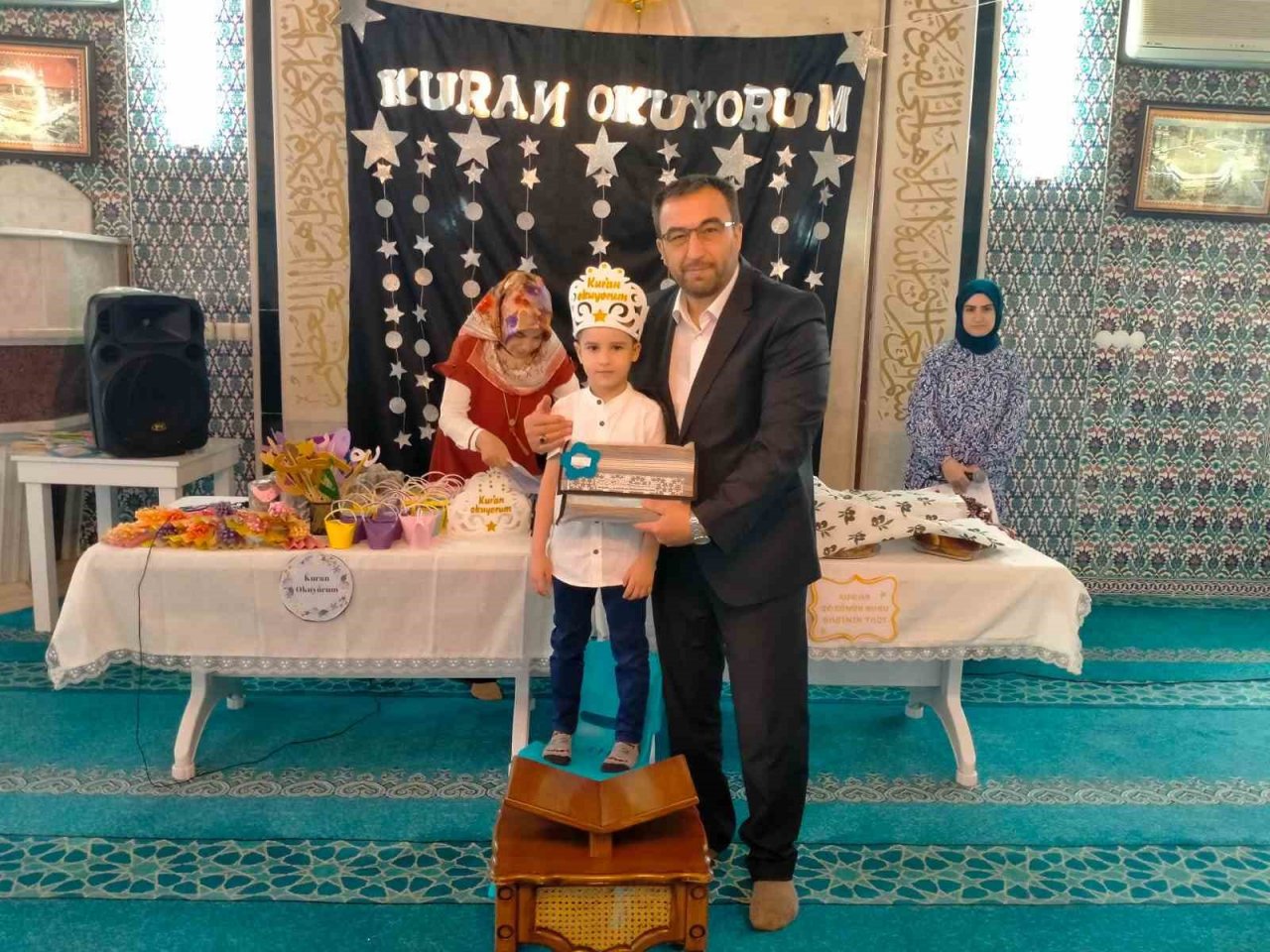 Aydın’da 4-6 yaş öğrencileri Kur’an’a geçmenin sevincini yaşadı