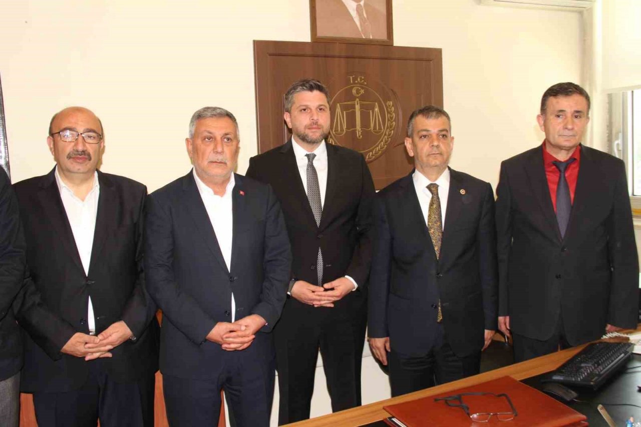 AK Parti Elazığ milletvekilleri mazbatalarını aldı