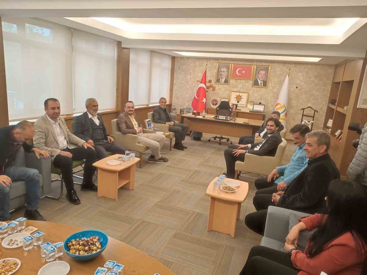 AK Parti Kütahya Milletvekili Adil Biçer Gediz’de sanayicilerle buluştu