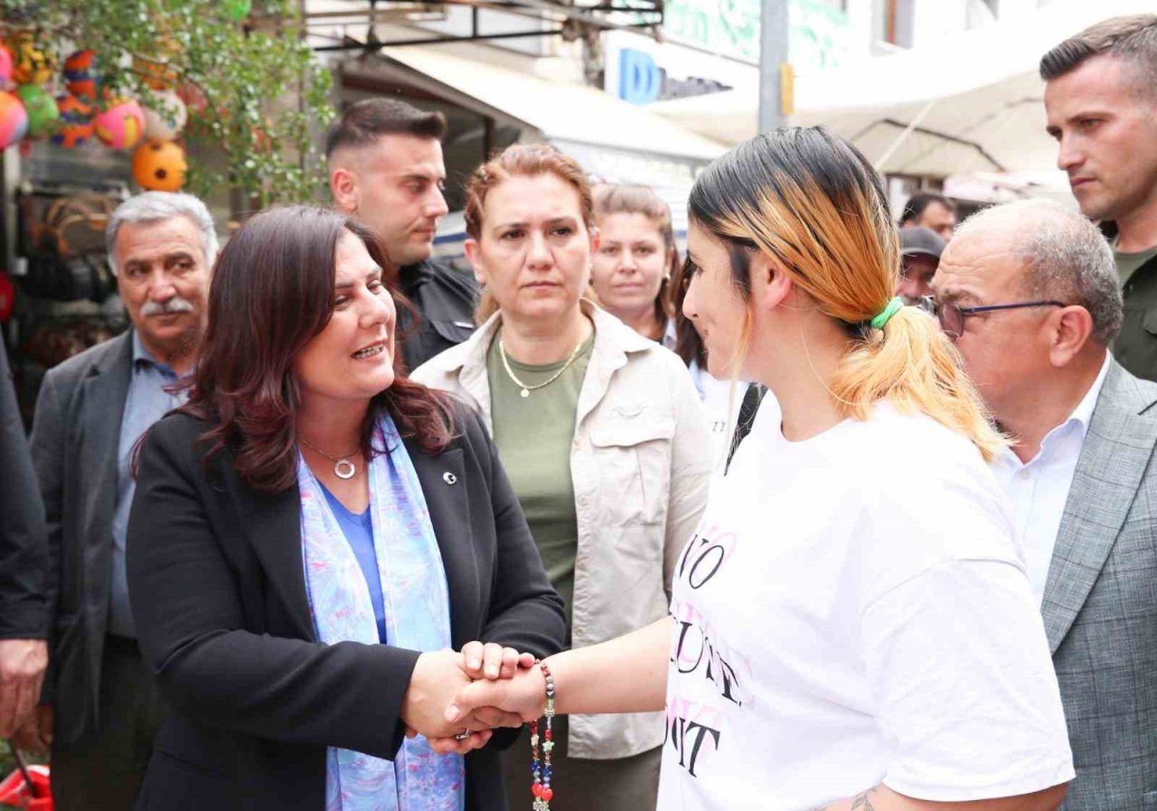 Başkan Çerçioğlu, Germencik’te vatandaşların yoğun ilgisiyle karşılandı