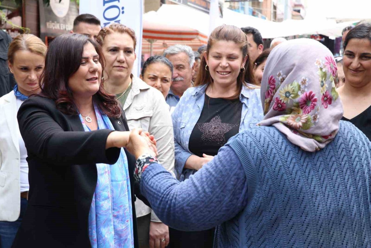 Başkan Çerçioğlu, Germencik’te vatandaşların yoğun ilgisiyle karşılandı