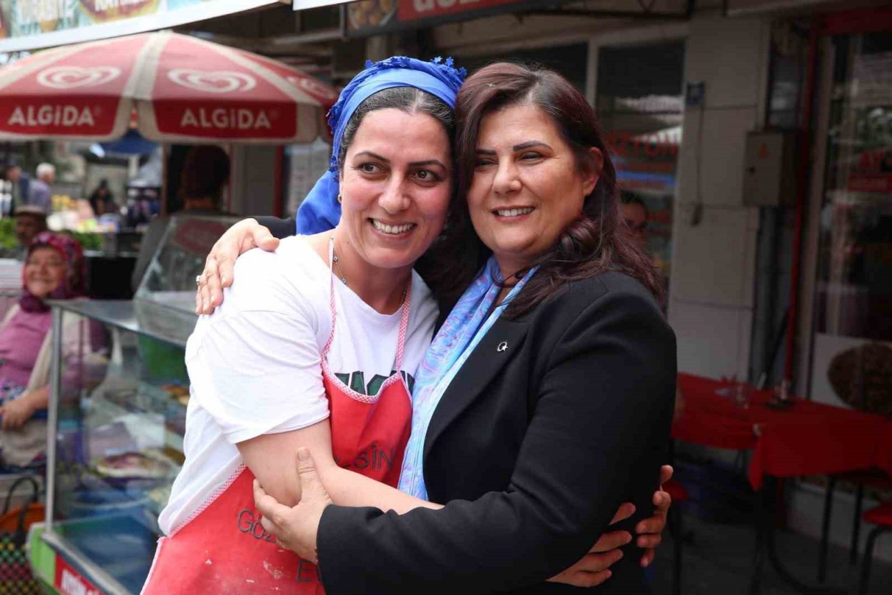 Başkan Çerçioğlu, Germencik’te vatandaşların yoğun ilgisiyle karşılandı