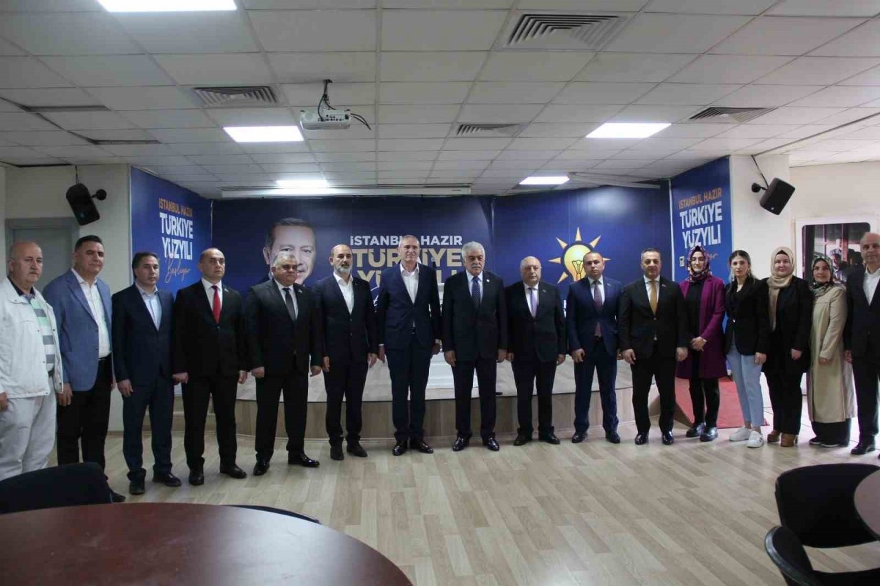Azerbaycan heyetinden Kılıçdaroğlu’nun “tarihi İpek Yolu’nu canlandırma projesi”ne tepki