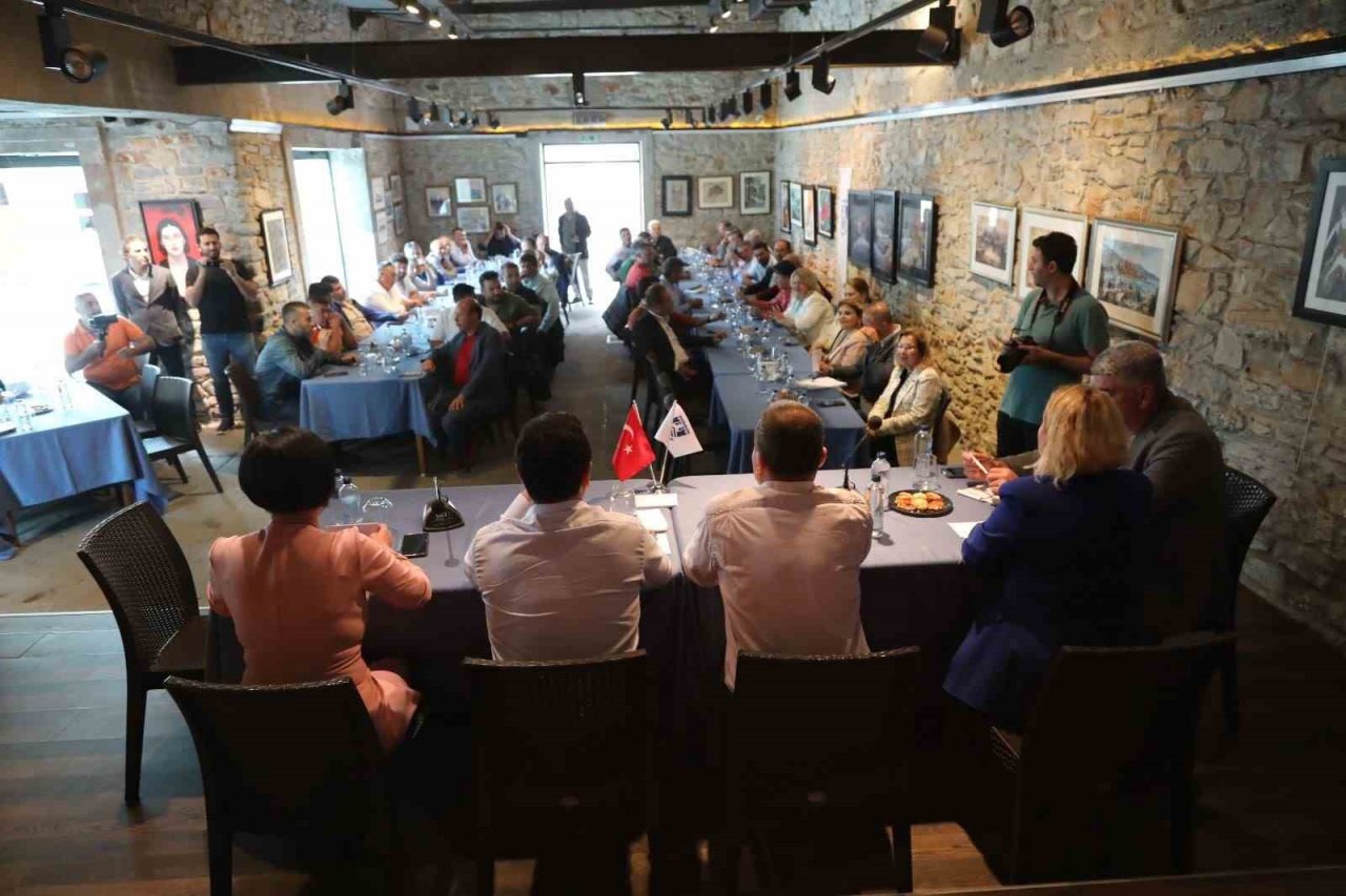 Haziran ayı muhtarlar toplantısı gerçekleşti