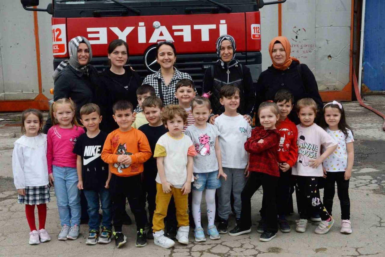 Bozüyük’te miniklere yangın eğitimi