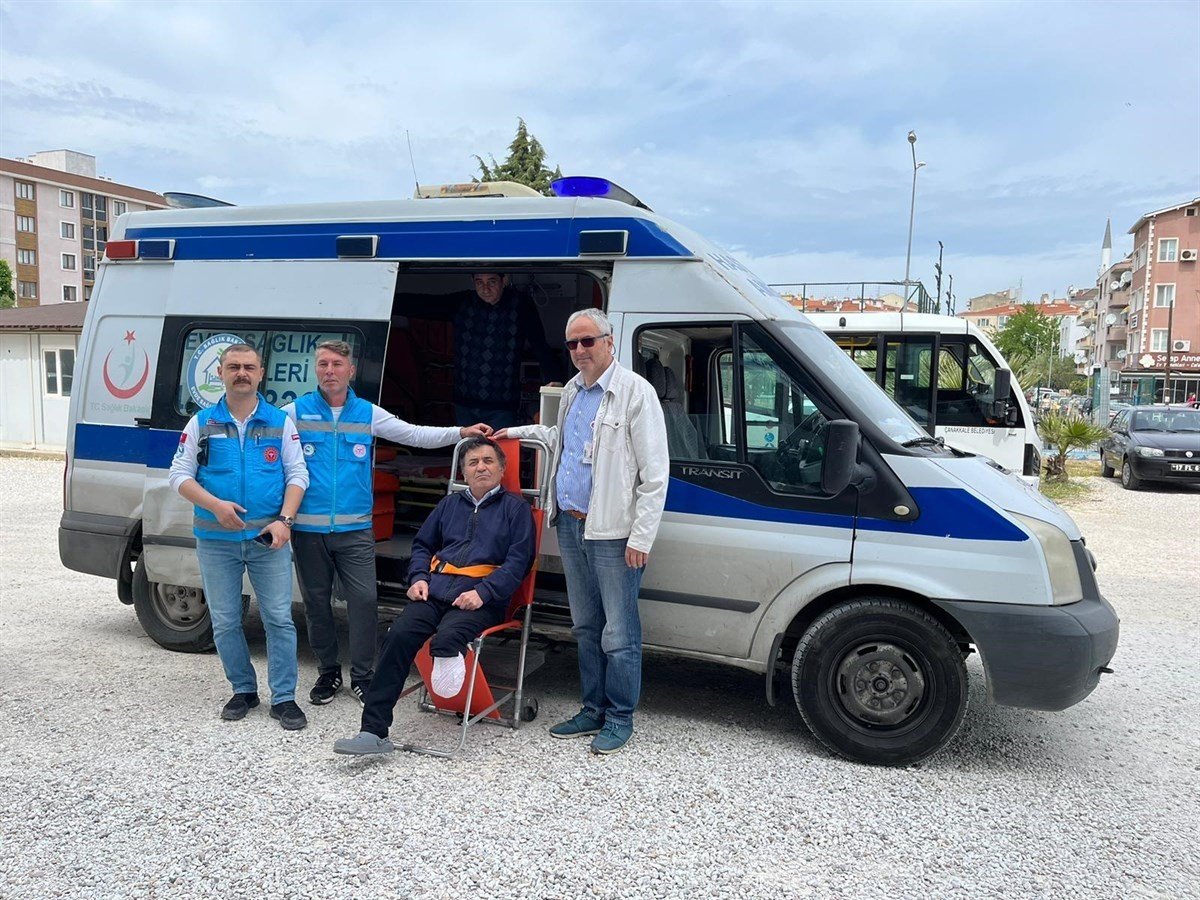 Çanakkale’de sağlık ekipleri oy kullanmak isteyen hastalara destek olacak