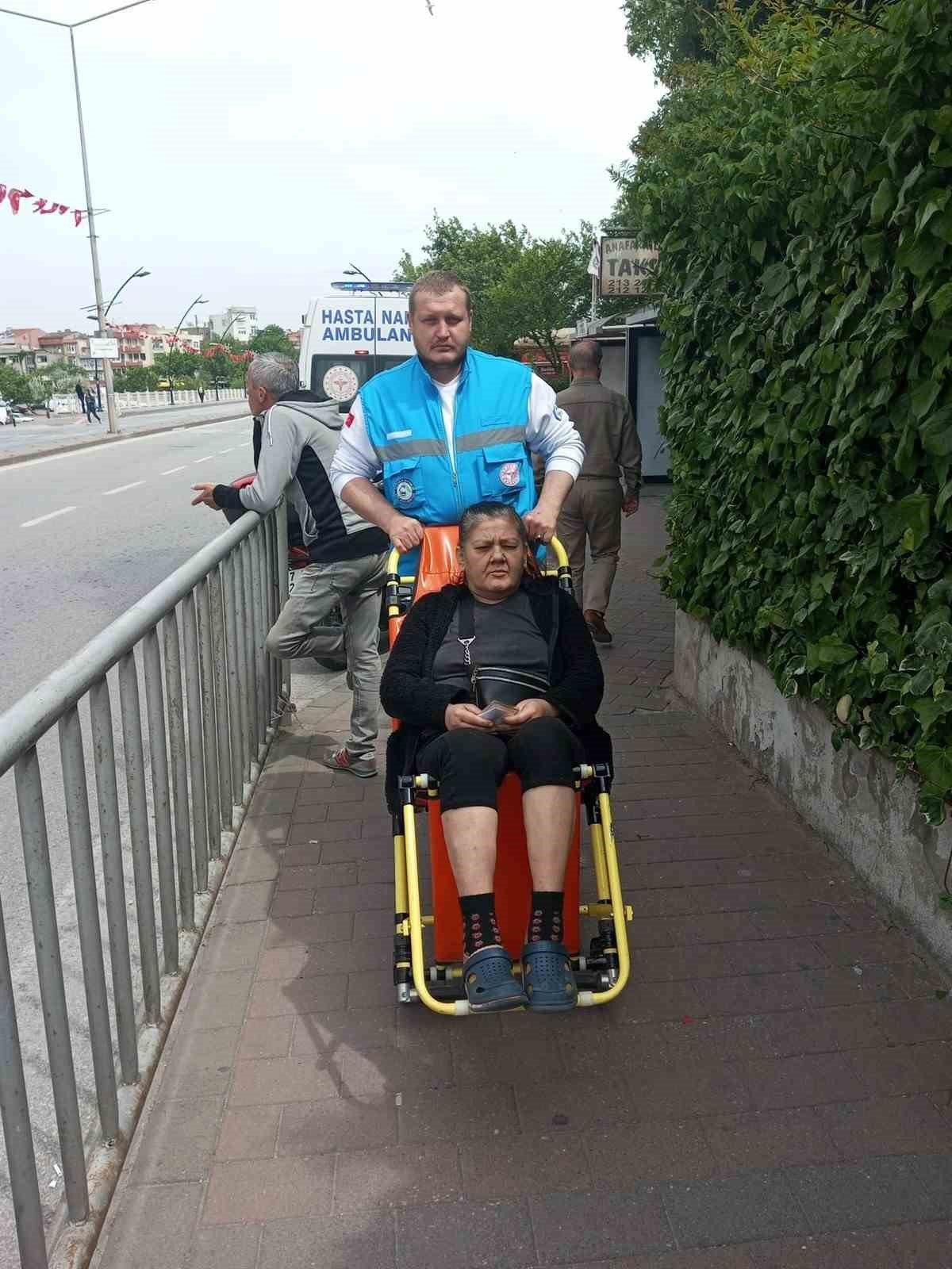 Çanakkale’de sağlık ekipleri oy kullanmak isteyen hastalara destek olacak