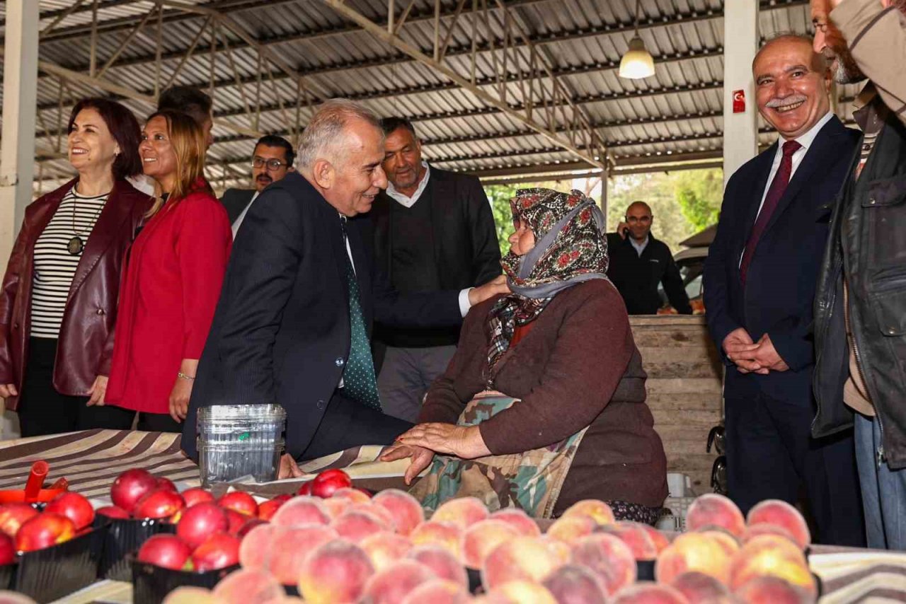 Başkan Zolan, “Derdimiz, sevdamız sizlere hizmetkar olmak”