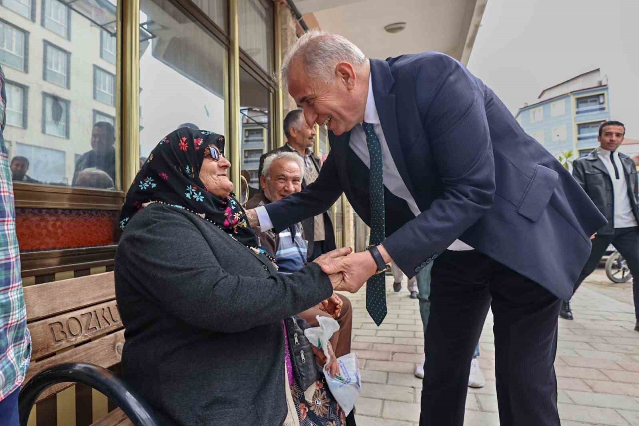 Başkan Zolan, “Derdimiz, sevdamız sizlere hizmetkar olmak”