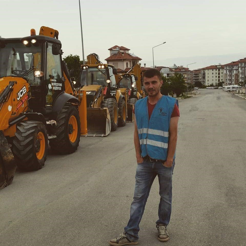 Patlamada ağır yaralanan kepçe operatörü yaşama 11 gün tutunabildi