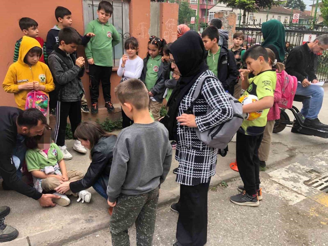 1. sınıf öğrencisine otomobil çarptı