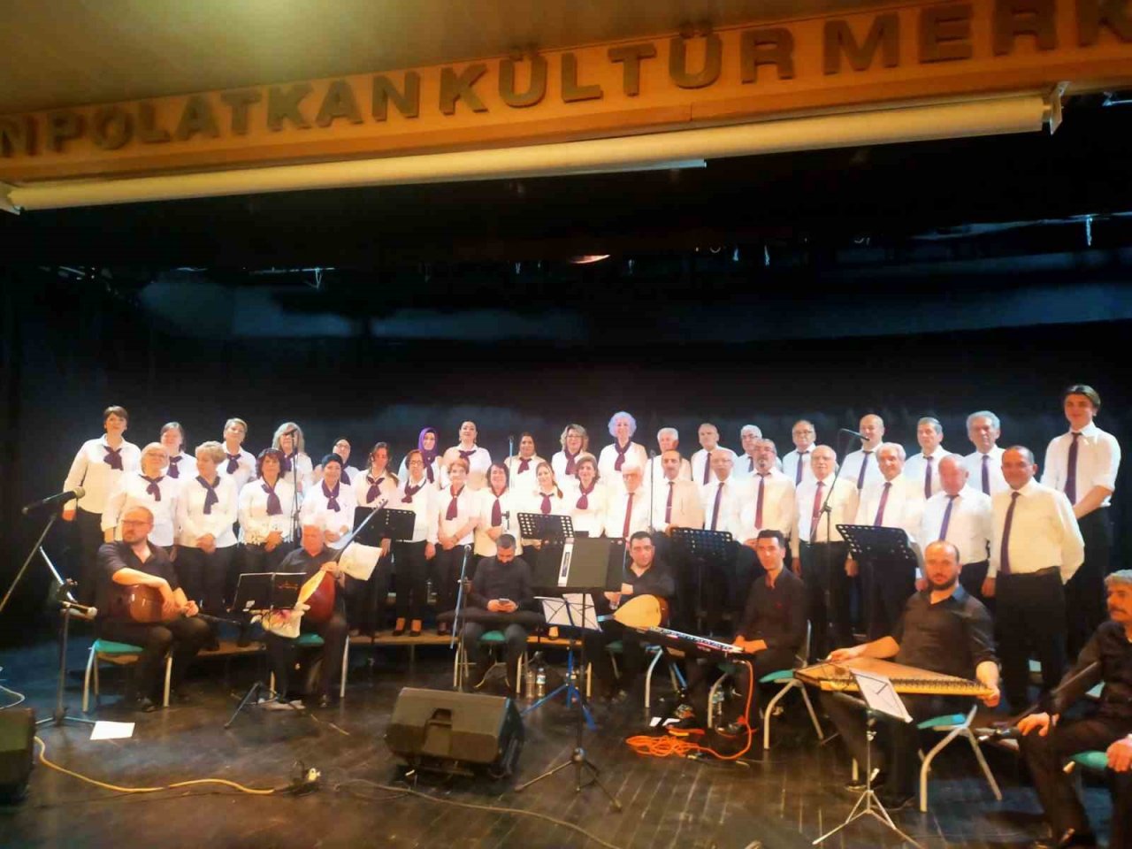 Eskişehir’de ‘Sazımızdan, sesimizden gönlünüze türküler’ konseri yoğun ilgi gördü
