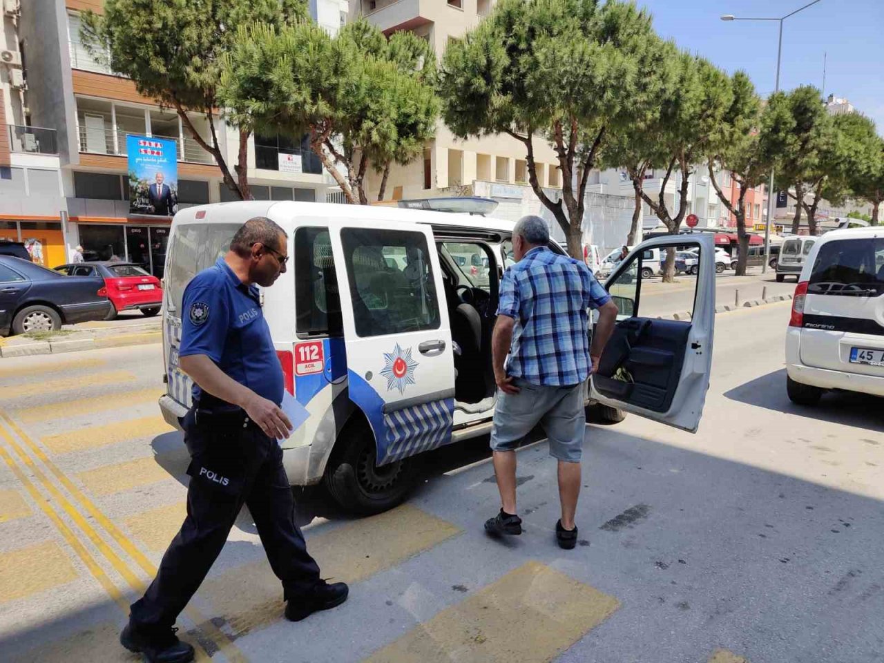 Yolcu dolu minibüsün şoförü alkollü çıktı, gözaltına alındı