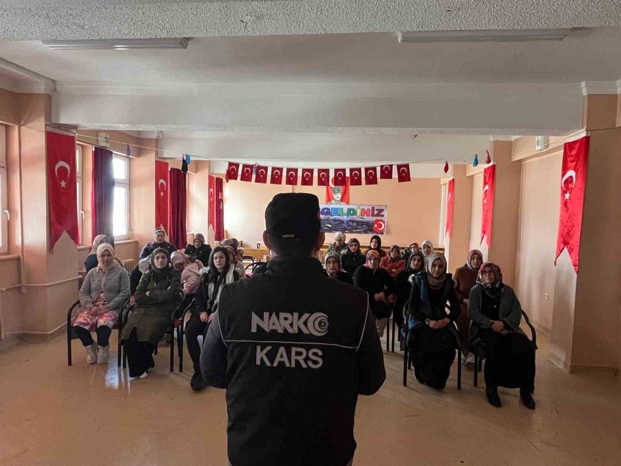Kars’ta polis 16 bin 629 kişiyi bilgilendirdi