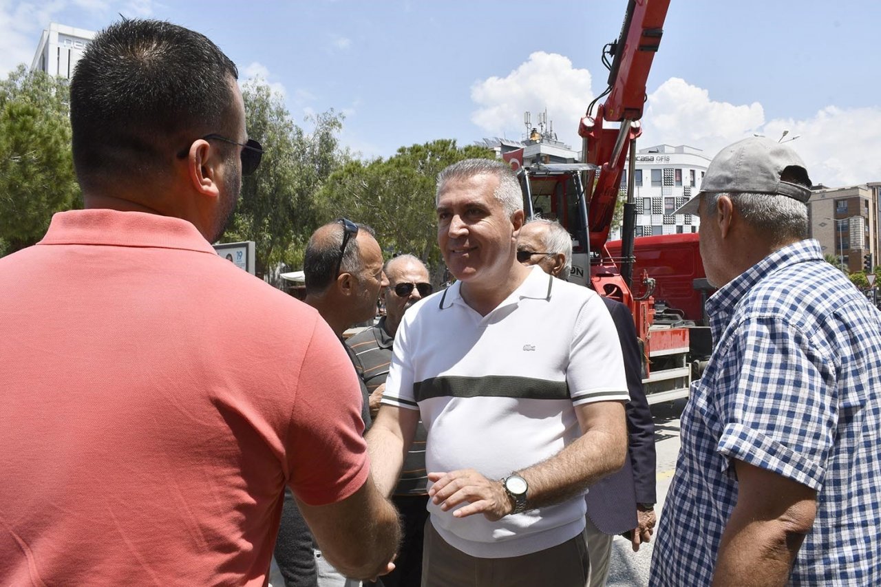 Kuşadası Belediyesi’nden taksi duraklarına modern dokunuş