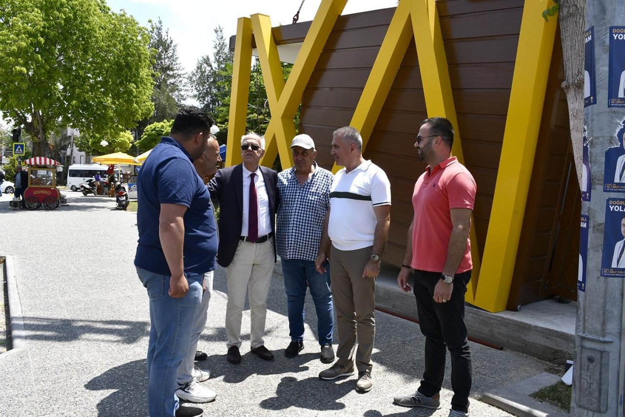 Kuşadası Belediyesi’nden taksi duraklarına modern dokunuş