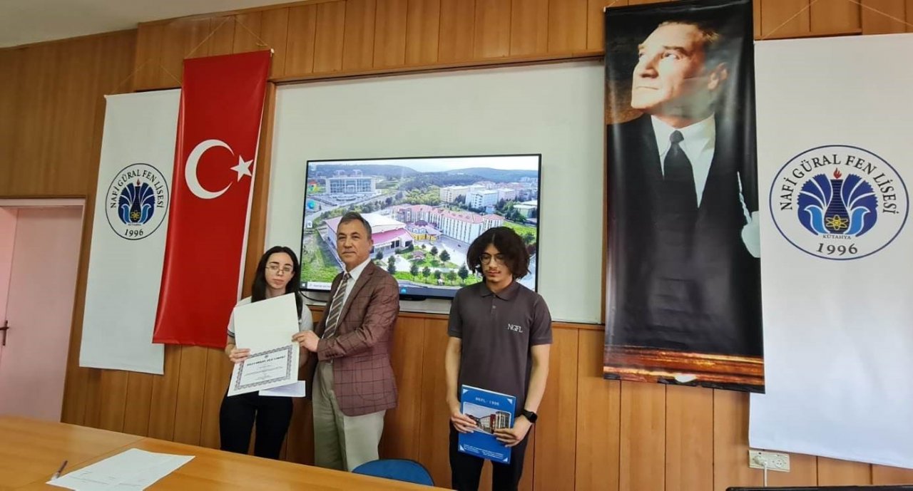 Kütahya Nafi Güral Fen Lisesinde “Cahit Arf Matematik Soru Yazma” yarışması