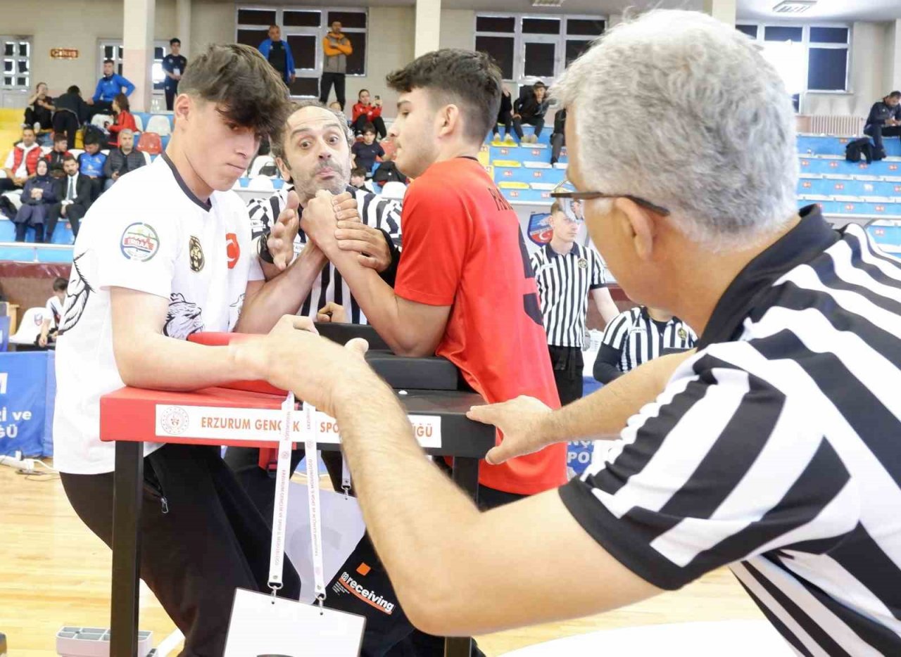 Genç bilekler, Erzurum’da yarışıyor