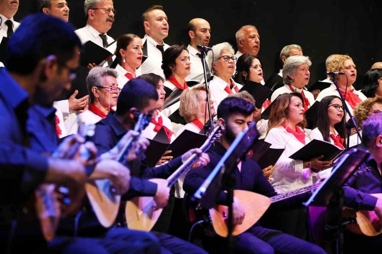 Kursiyerlerin yılsonu sergisi