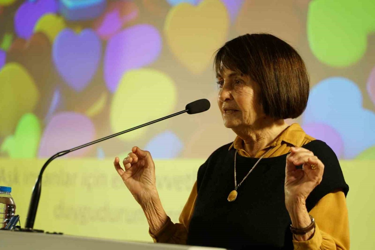 Uzmanından genç çiftlere öneri: 2 yıl sonra çocuk sahibi olun