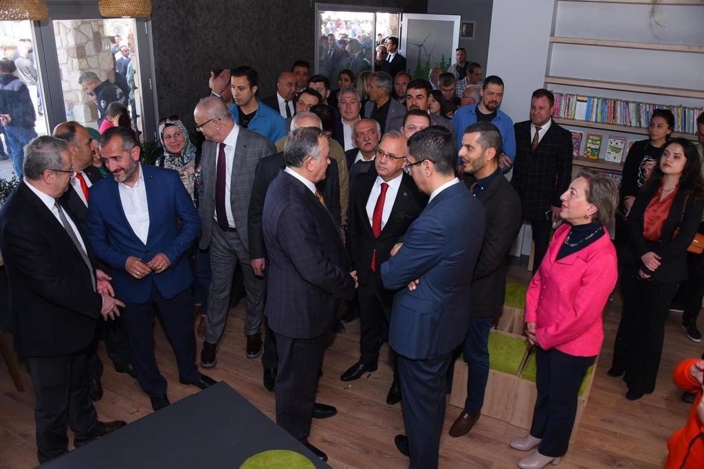 Salihli’de çocuklar jeotermal ile buluşuyor