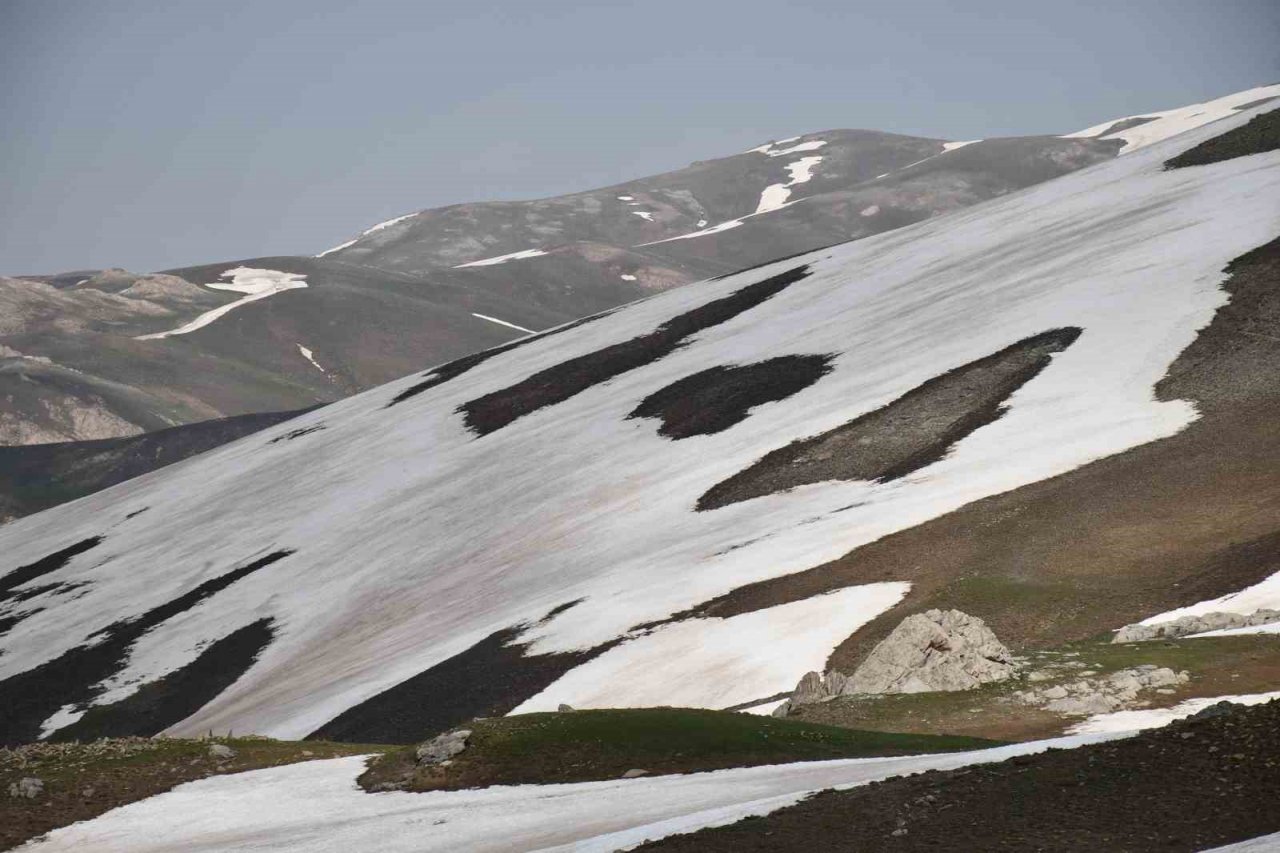 Şırnak yaylalarında kartpostallık fotoğraflar
