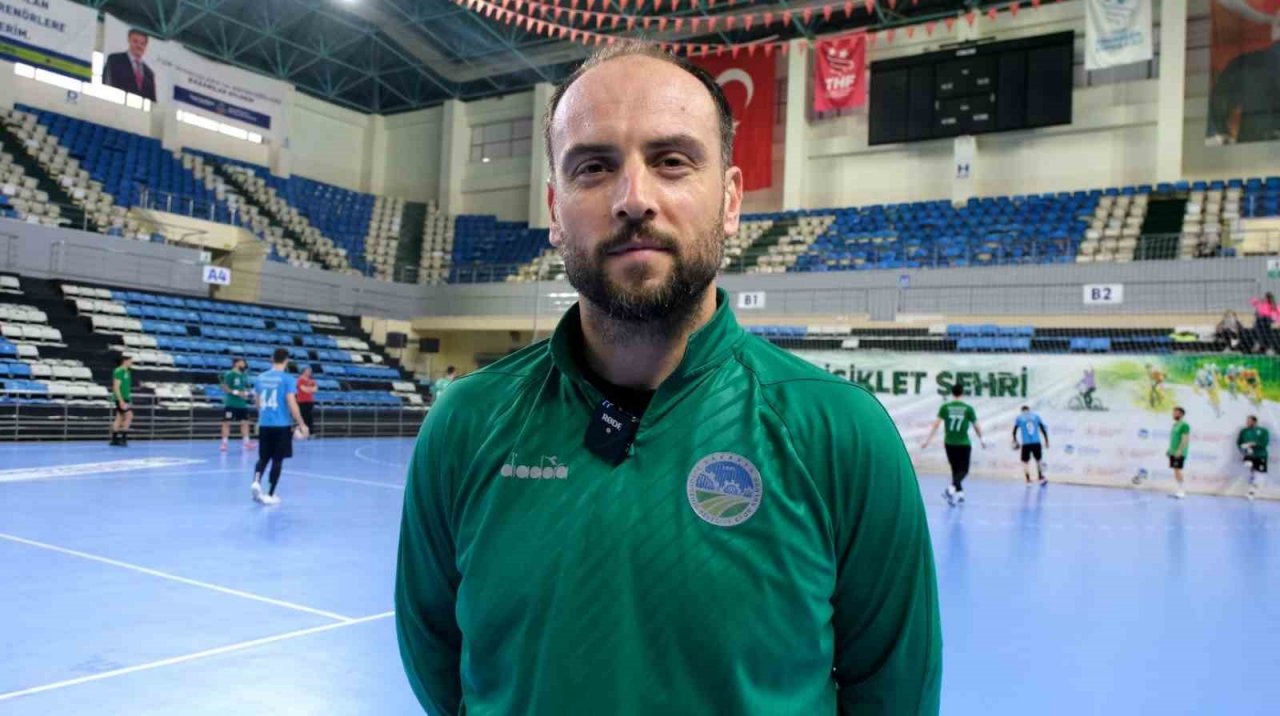 Sakarya Büyükşehir hentbol gözünü şampiyonluğa dikti: Hedef kupa