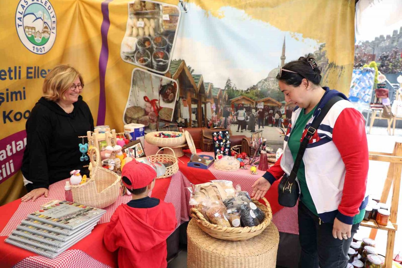 Talas’ın Kadın Kooperatifleri Türk Mutfağı Etkinliklerinde